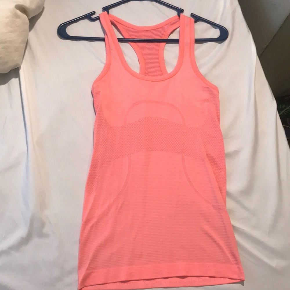 Lululemon coral/peach Razorback workout tank